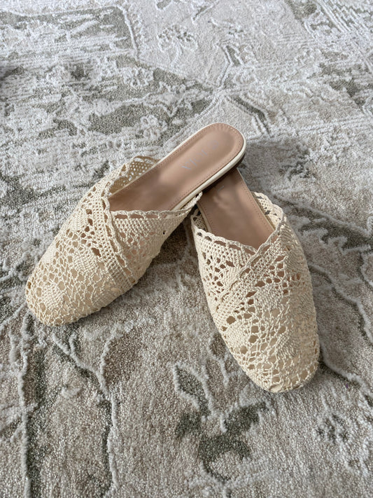 Sandale avec broderie